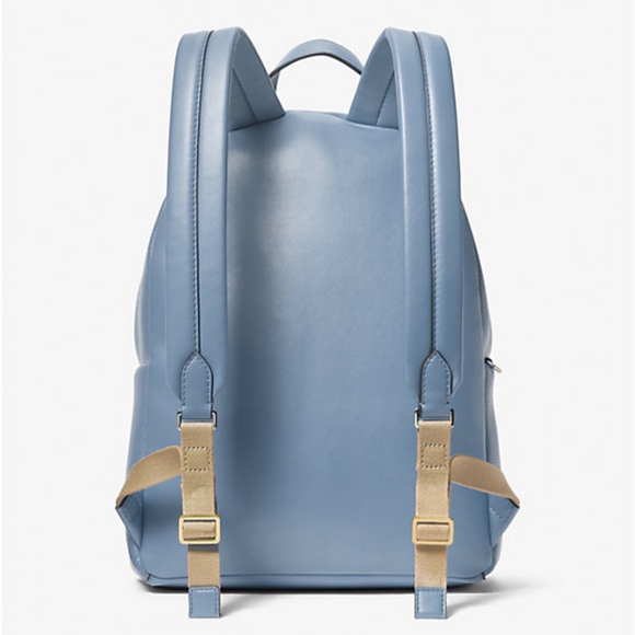 MICHAEL KORS Maisie Medium Pebbled Leather 2-in-1 Backpack DENIM COLOR - Picture 4 of 16